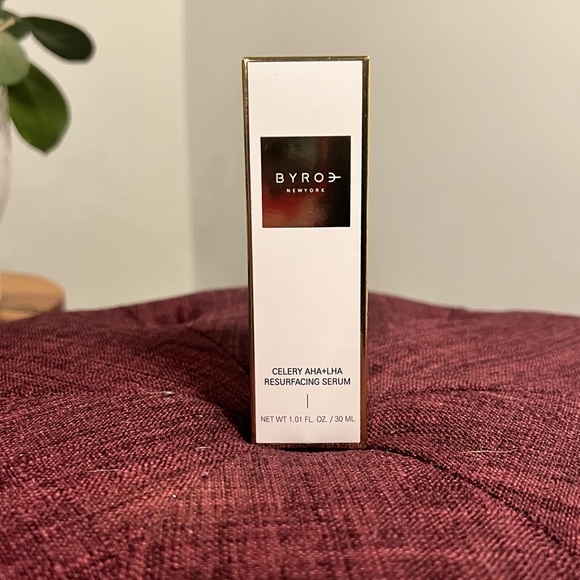 BYROE New York Celery AHA + LHA Resurfacing Serum, 1.01 FL. OZ. - Picture 10 of 10